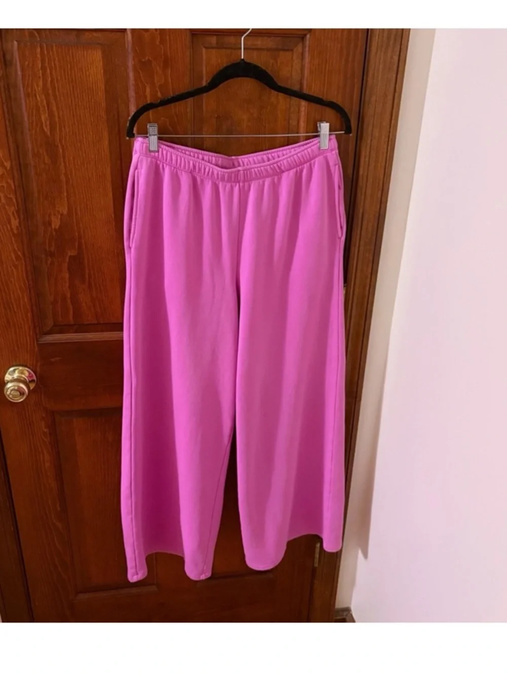 GAP VintageSoft Logo Baggy Sweatpants Sugar Plum Neon Pink NWOT Sz M - Picture 3 of 6